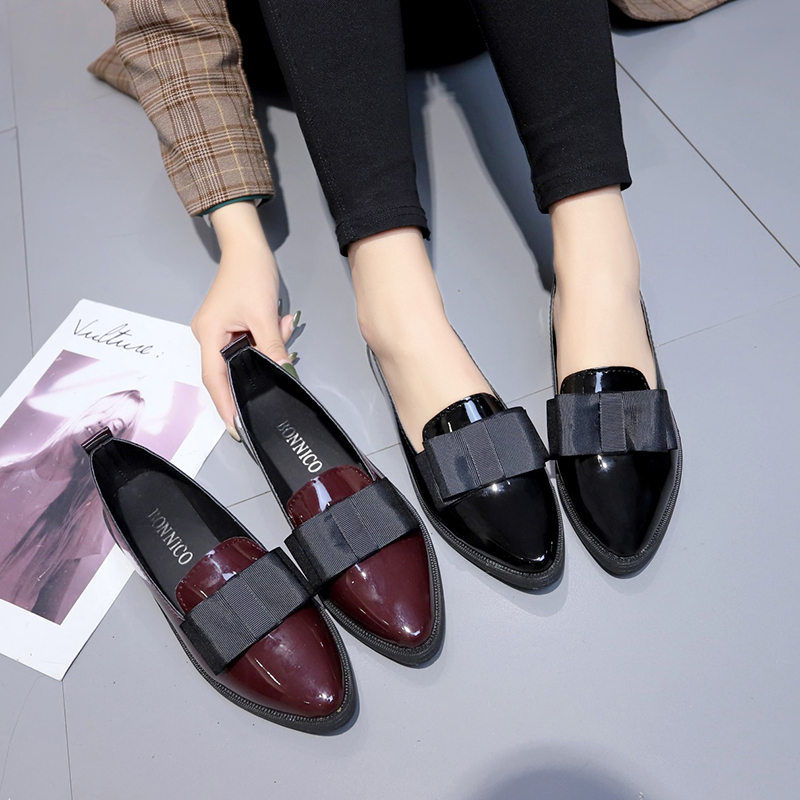 블랙/와인 레드 에나멜 가죽 포인티드 토 플랫 슈즈,  - Summer Clothing Stores 리뷰 및 가격